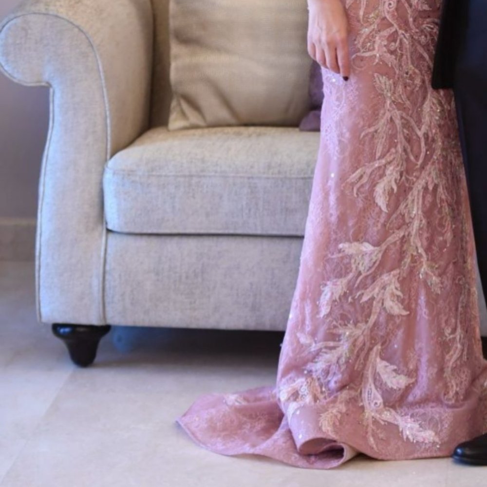 Evening dress - Picture 3 of 8